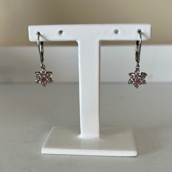 CRYSTAL dangling flower with pink center crystal earrings - Picture 3 of 7